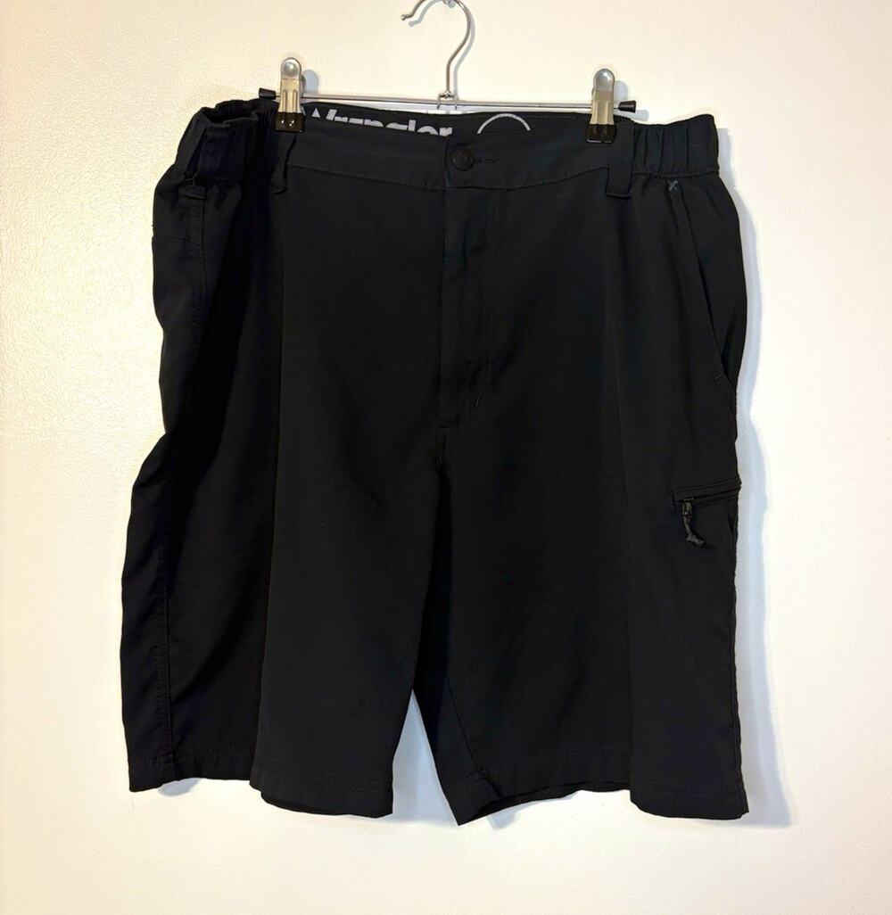 Wrangler Men’s Black Chino Shorts Flat Front Solid Microfiber Polyester Button